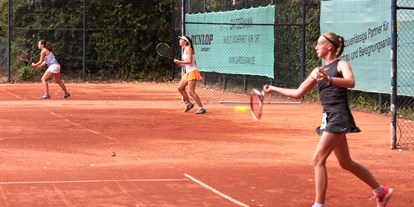 Tennisverein - Wir sind dein Partner für: Tennis - Niederrhein - uniexperts College Tennis Showcase - uniexperts