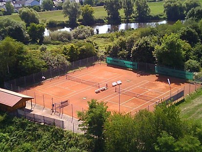 Tennisverein - Anzahl Tennisplätze: 2 - Deutschland - Unsere Plätze mit traumhafter Lage  - SV BW Münster-Sarmsheim