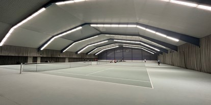 Tennisverein - Parkplätze vor der Tennisanlage: Ja - Bischofrode - TC Eisleben e.V.