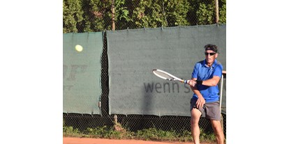 Tennisverein - Ich spiele: Linkshändig - Hessen - Uwe Haas