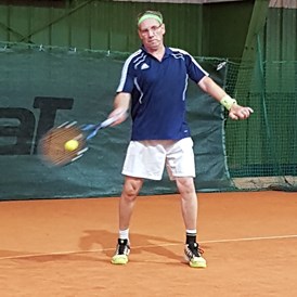 Tennis: Tennisstunde mit Trainer Christoph im Vital und Sporthotel Brixen - Gunter Krambs