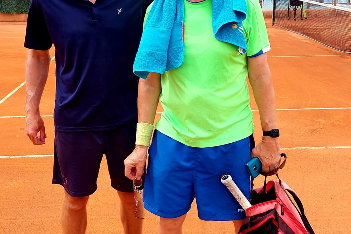 Tennis: April 2022 Tennisurlaub auf Mallorca und 3 Trainingseinheiten in der Tennisschule von John Lambrecht. - Gunter Krambs