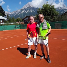 Tennis: Erstrundenmatch beim 1. Wilden Kaiser Senior Chip in Ellmau gegen Andy - Gunter Krambs