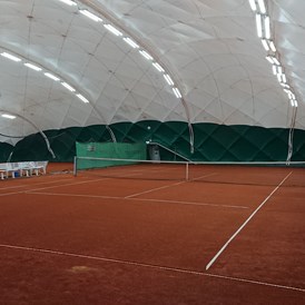 Tennisportal: Traglufthalle im Winter! - Tennisclub Nieder-Olm e.V.