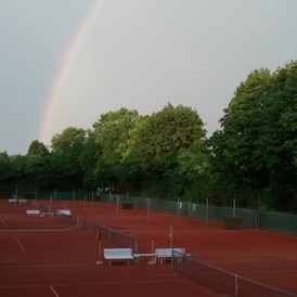 Tennisportal: Regenbogen über Weisenau - SVW Mainz