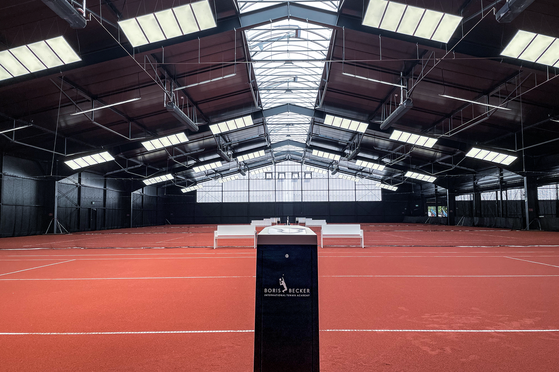 Tennishalle: Boris Becker International Tennis Academy
