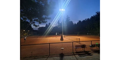 Tennisvereine - Meine Portfolios: Leistungstraining - Berlin - Spok in Berlin-Pankow
2 Plätze mit Flutlicht - Christian Kummert "Dein Tennis Coach in Berlin/Brandenburg"